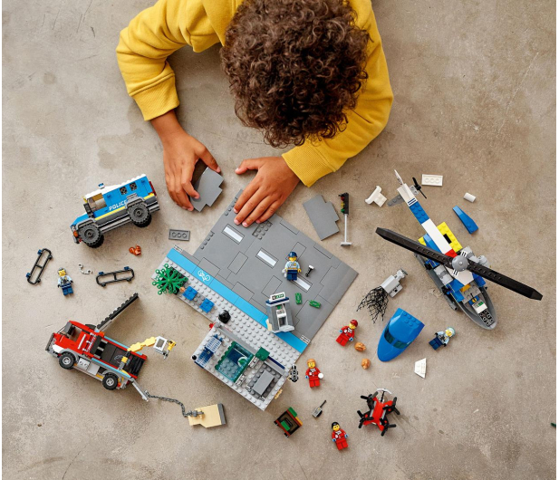 LEGO City 60317 Napad na bank - 1032209 - zdjęcie 3
